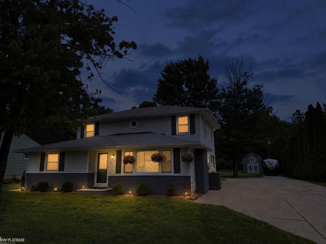 481 Michigan Avenue, Marysville, MI 48040