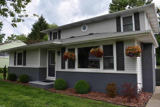 481 Michigan Avenue, Marysville, MI 48040