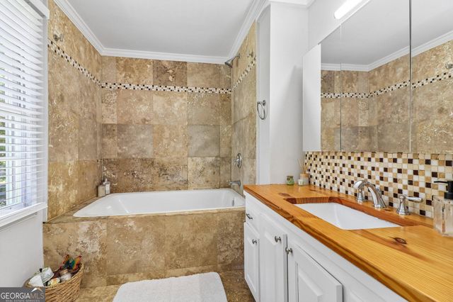 4197 Chadds Crossing, Marietta, GA 30062