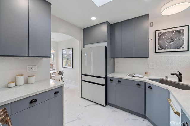 2562 26th Avenue, San Francisco, CA 94116
