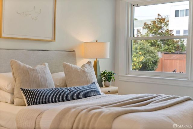 2562 26th Avenue, San Francisco, CA 94116