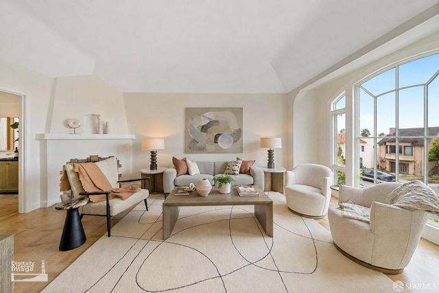 2562 26th Avenue, San Francisco, CA 94116