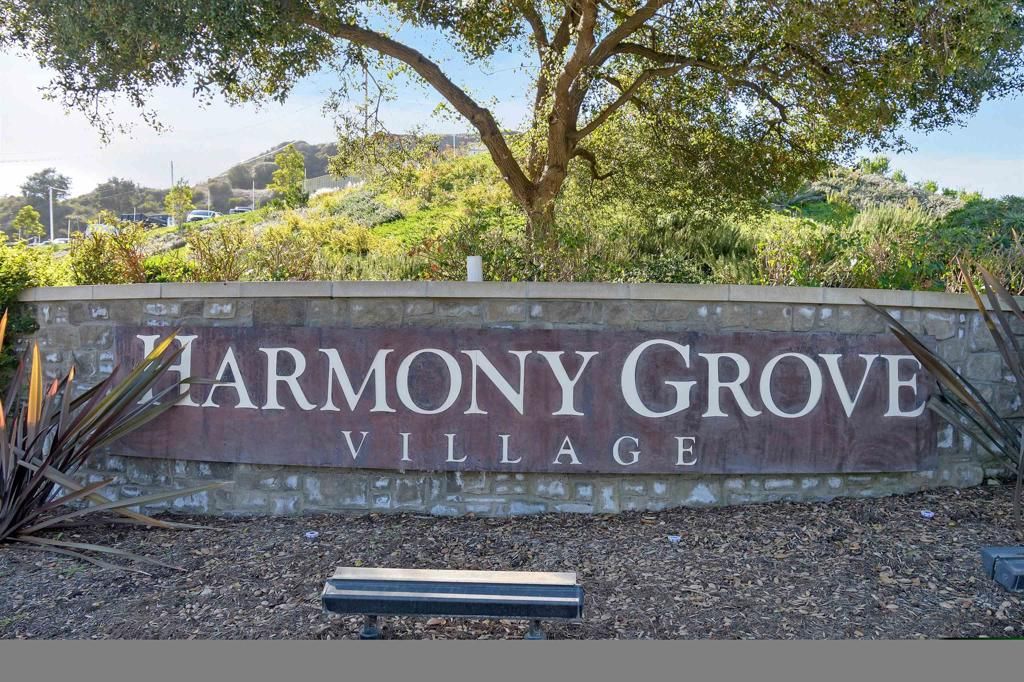 Image 36 of property listing at 21516 Harmony Village, Escondido, CA 92029