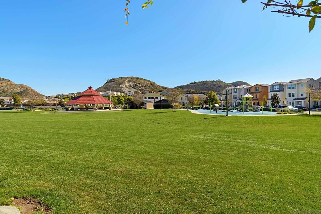 Image 37 of property listing at 21516 Harmony Village, Escondido, CA 92029