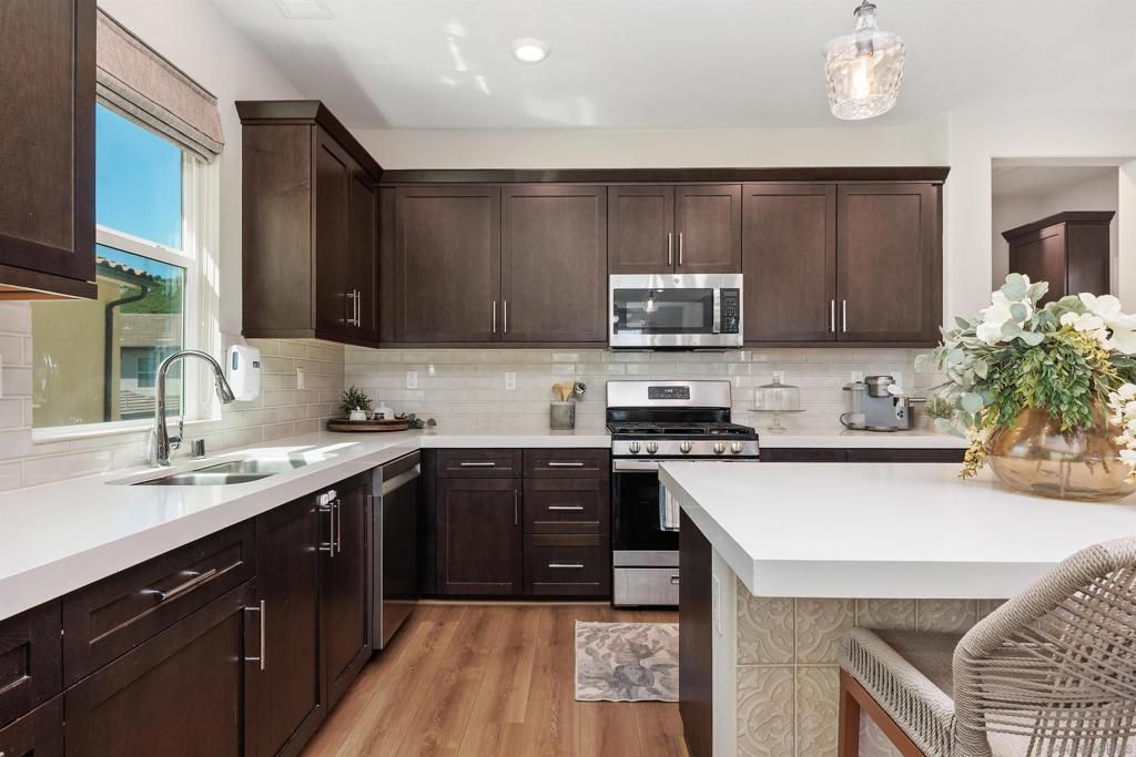 Image 9 of property listing at 21516 Harmony Village, Escondido, CA 92029