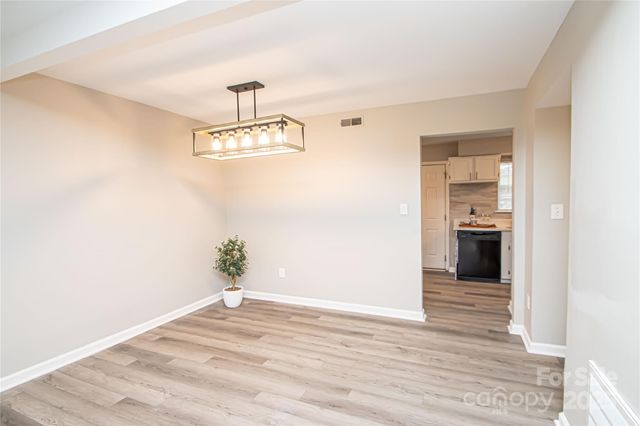 8839 Hunter Ridge Drive, Charlotte, NC 28226