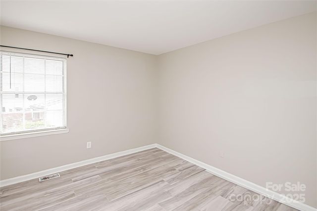 8839 Hunter Ridge Drive, Charlotte, NC 28226