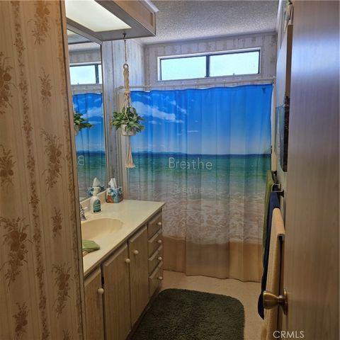 9570 Crestknoll, Calimesa, CA 92320