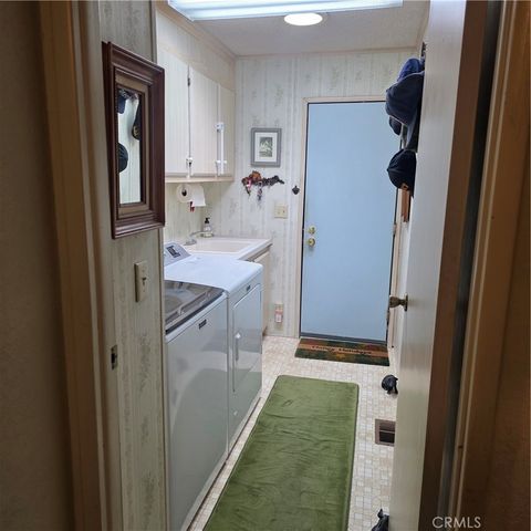9570 Crestknoll, Calimesa, CA 92320