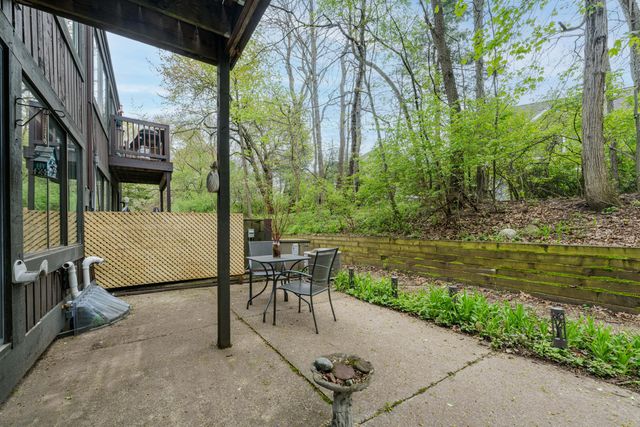 114 Lanark Court C, Kalamazoo, MI 49006