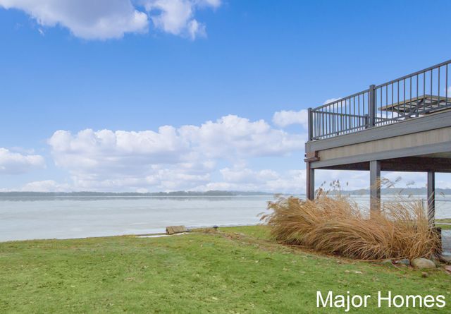 3179 Sandy Beach Street, Wayland, MI 49348