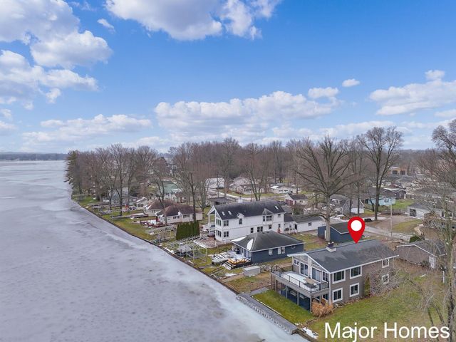 3179 Sandy Beach Street, Wayland, MI 49348