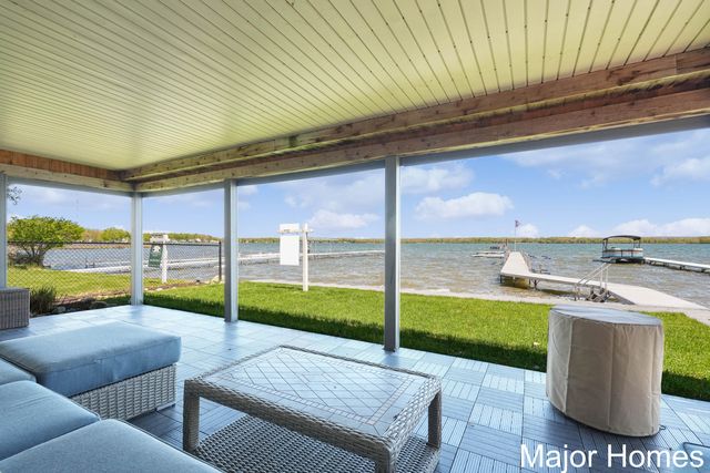 3179 Sandy Beach Street, Wayland, MI 49348