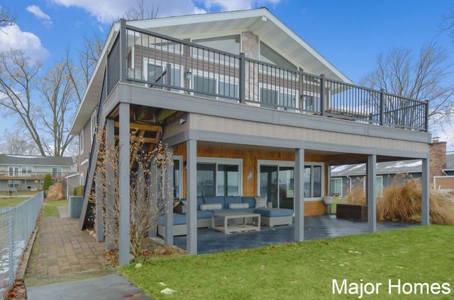 3179 Sandy Beach Street, Wayland, MI 49348