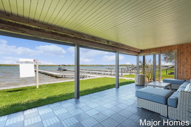 3179 Sandy Beach Street, Wayland, MI 49348