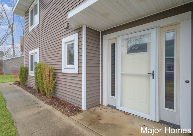 3179 Sandy Beach Street, Wayland, MI 49348