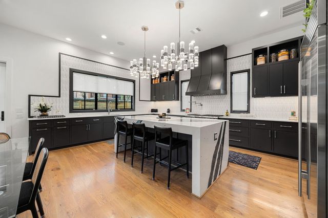 2616 Fenwood Road, West University Place, TX 77005