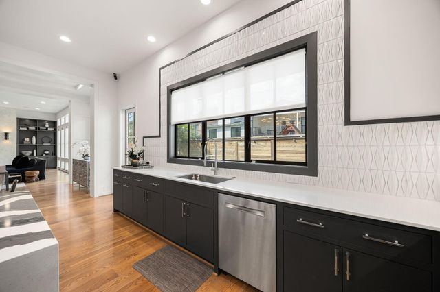 2616 Fenwood Road, West University Place, TX 77005