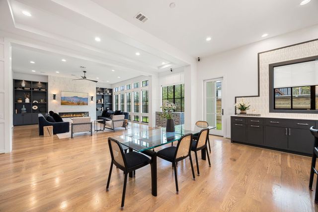 2616 Fenwood Road, West University Place, TX 77005