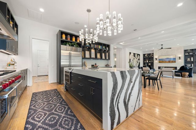 2616 Fenwood Road, West University Place, TX 77005