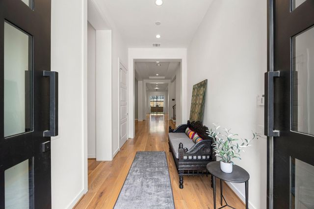 2616 Fenwood Road, West University Place, TX 77005