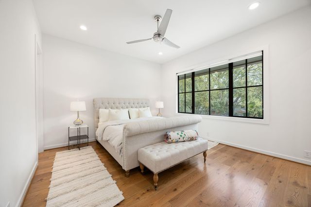 2616 Fenwood Road, West University Place, TX 77005