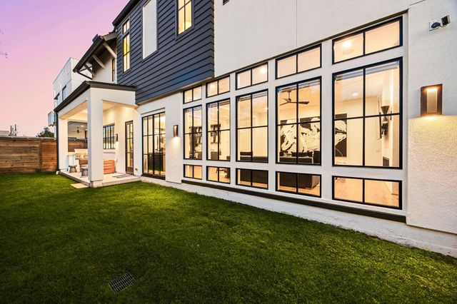 2616 Fenwood Road, West University Place, TX 77005