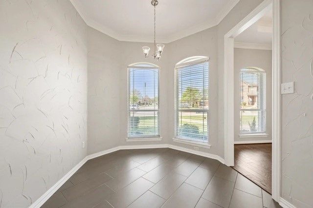 24 W Hillside Place, Trophy Club, TX 76262