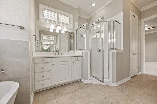 24 W Hillside Place, Trophy Club, TX 76262