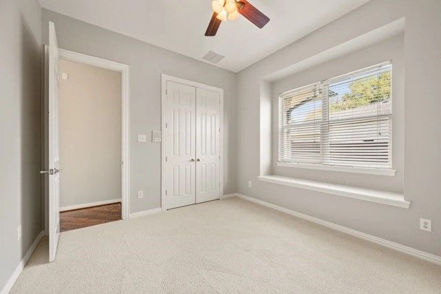 24 W Hillside Place, Trophy Club, TX 76262