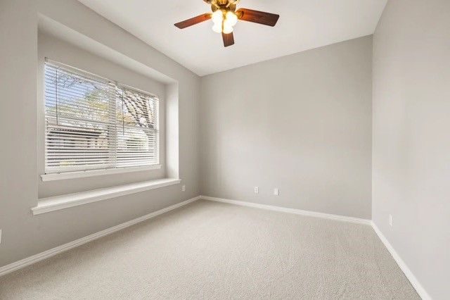 24 W Hillside Place, Trophy Club, TX 76262