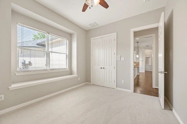 24 W Hillside Place, Trophy Club, TX 76262