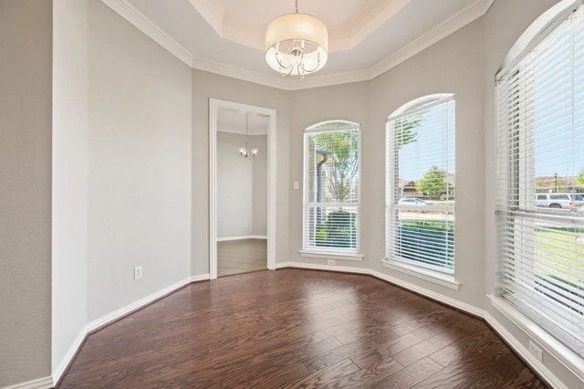 24 W Hillside Place, Trophy Club, TX 76262