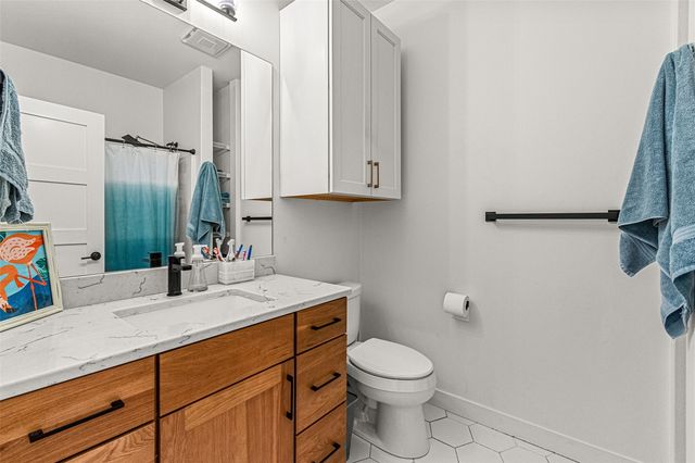 819 Old Mill Lane, Solon, IA 52333