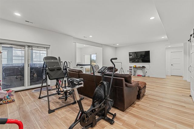 819 Old Mill Lane, Solon, IA 52333