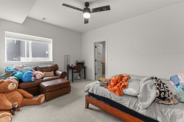 819 Old Mill Lane, Solon, IA 52333