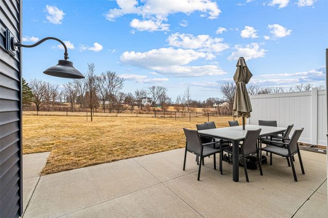 819 Old Mill Lane, Solon, IA 52333