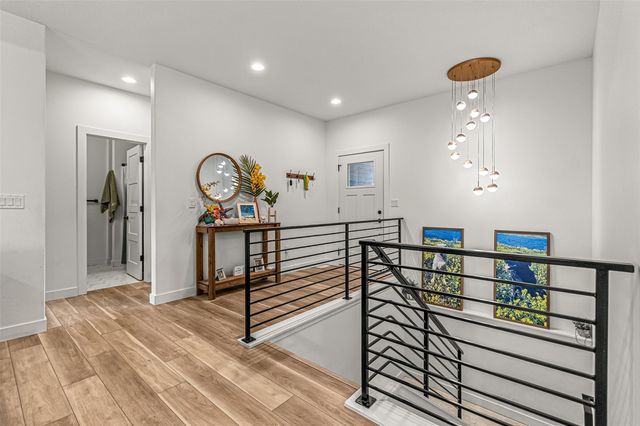 819 Old Mill Lane, Solon, IA 52333