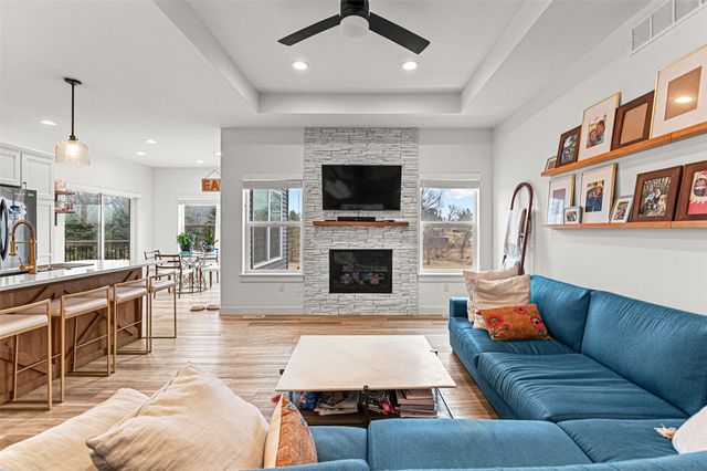 819 Old Mill Lane, Solon, IA 52333