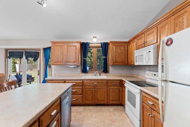 2838 WOODALE AVENUE, Green Bay, WI 54313