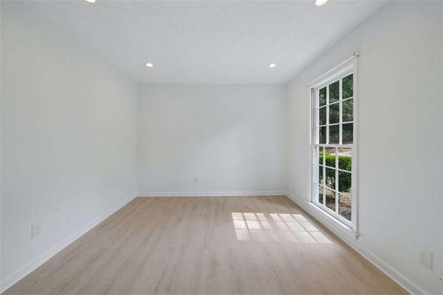 5132 Willow Point Parkway, Marietta, GA 30068