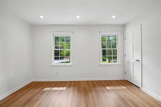 5132 Willow Point Parkway, Marietta, GA 30068