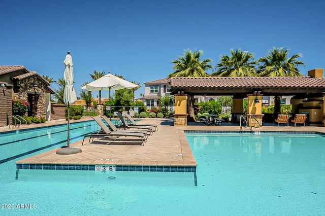 4077 S SABRINA Drive 19, Chandler, AZ 85248