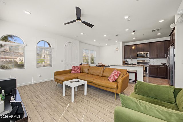 4077 S SABRINA Drive 19, Chandler, AZ 85248