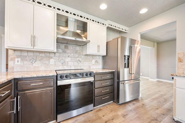 7657 Track Rd, Nampa, ID 83686
