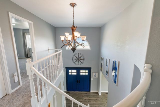 7657 Track Rd, Nampa, ID 83686