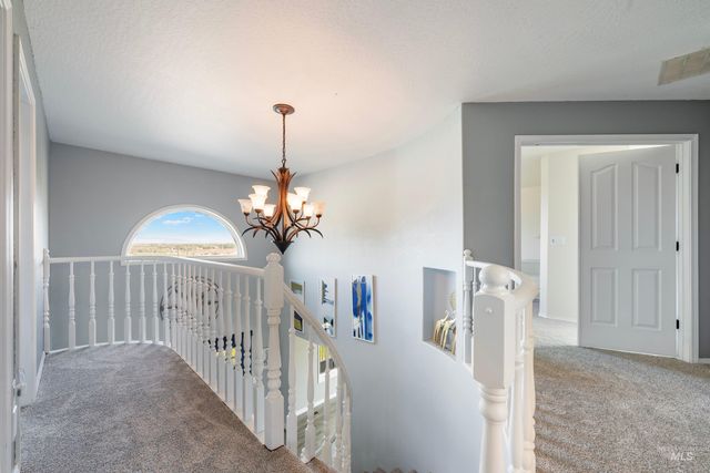 7657 Track Rd, Nampa, ID 83686