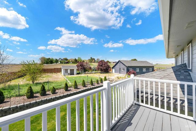 7657 Track Rd, Nampa, ID 83686