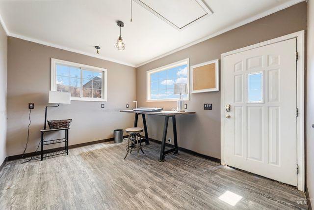 7657 Track Rd, Nampa, ID 83686
