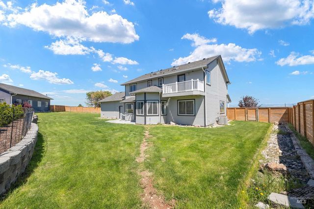 7657 Track Rd, Nampa, ID 83686